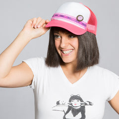Trucker-Kappe mit Brosche „pink“